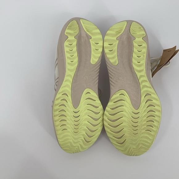 ASICS Gel Excite 10 sneakers shoe cream pink running fitness trainer women 8 - Picture 6 of 7